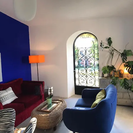 Chez Alice,simplicite Et Petite Piscine Frühstückspension Mirandol-Bourgnounac