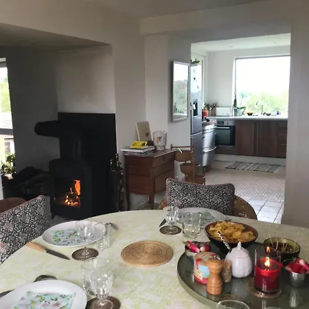 Frühstückspension Chez Alice,simplicite Et Petite Piscine